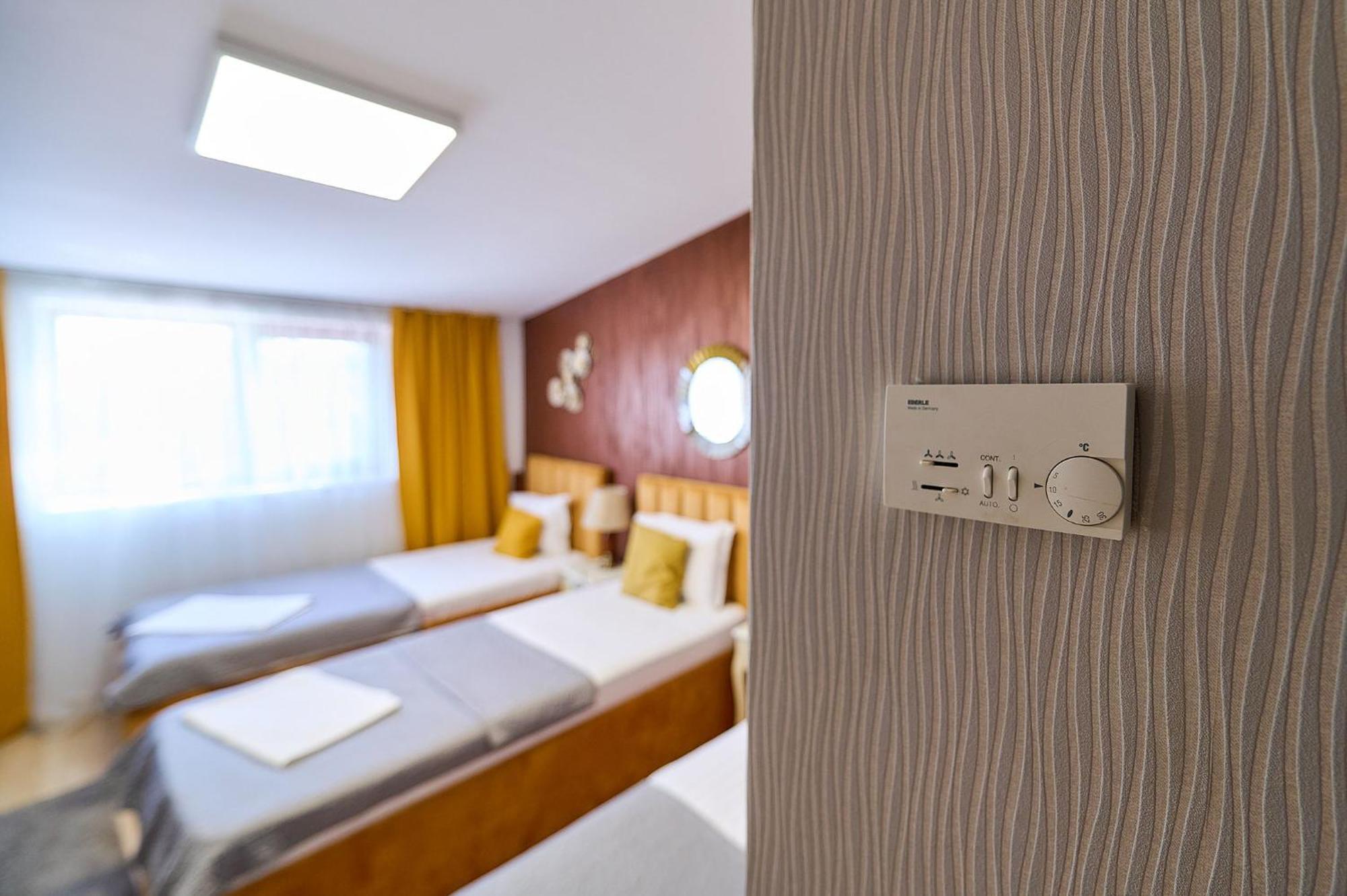 Hotel Evianne Boutique Galaţi Dış mekan fotoğraf